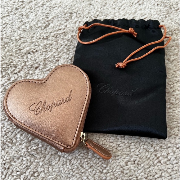 Chopard Accessories - 🤍✨ CHOPARD Heart Coin Purse ✨🤍